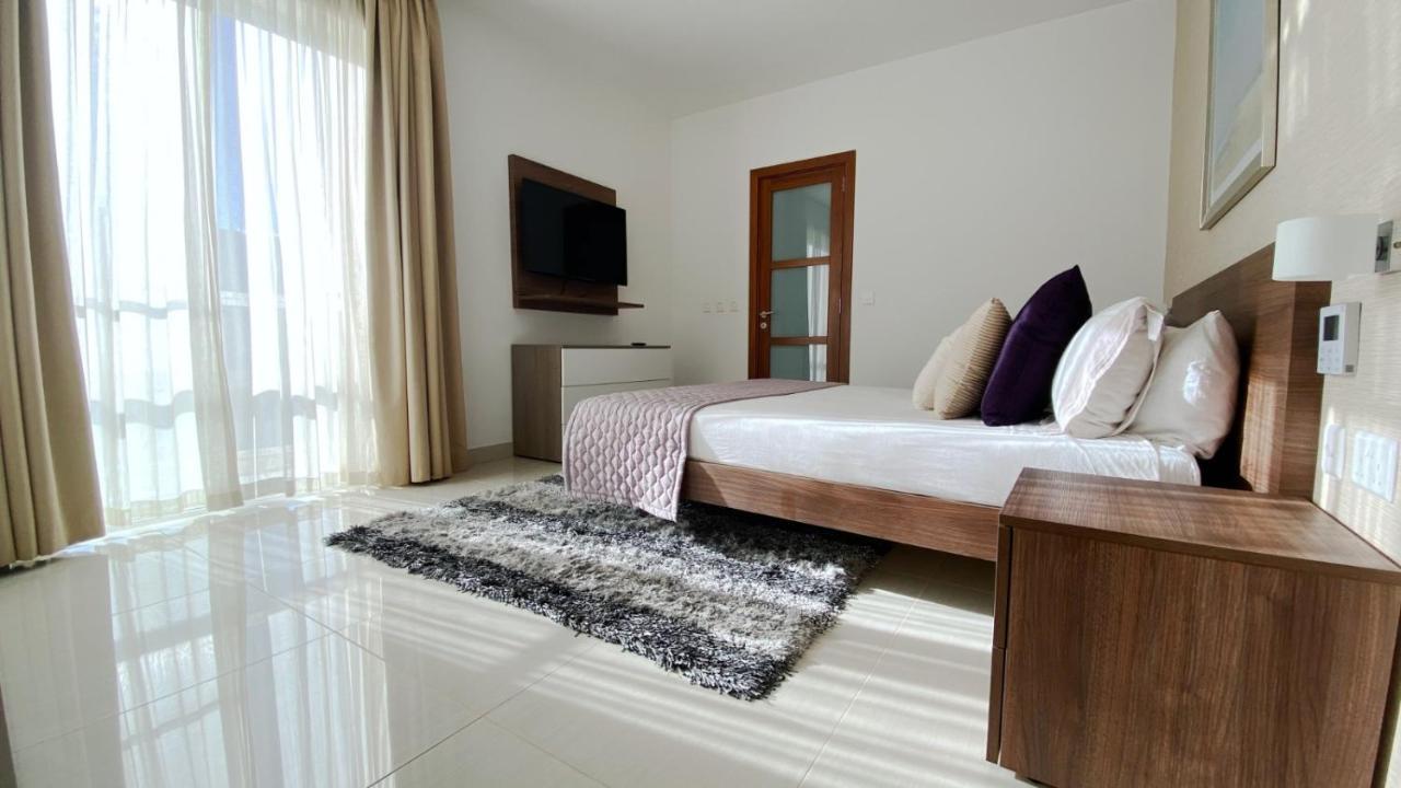 Point Sliema Sea Front Apartment Exterior photo