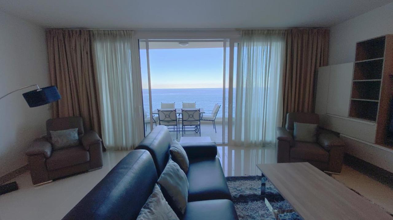 Point Sliema Sea Front Apartment Exterior photo