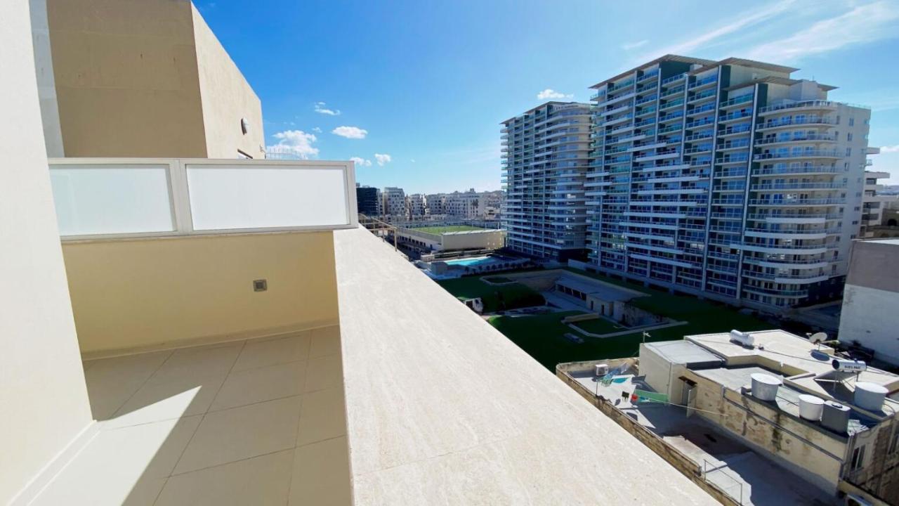 Point Sliema Sea Front Apartment Exterior photo